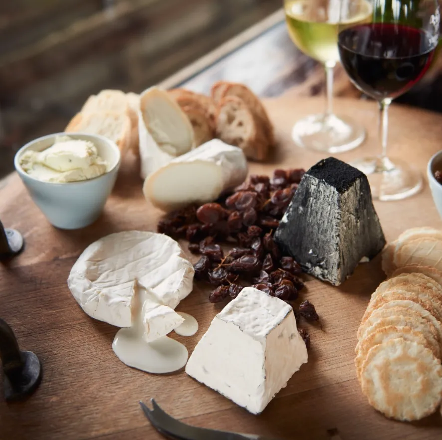 Cheese tastings and reservations