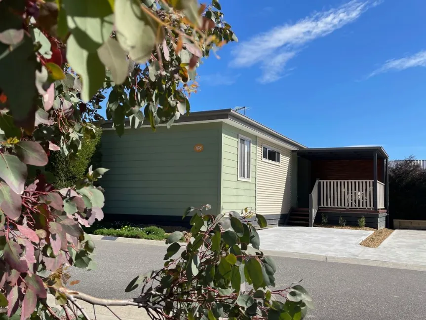 Lilydale Pine Hill Caravan Park